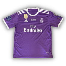 Real Madrid 2016/17 Heimtrikot