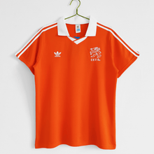 Holland 1990 Main