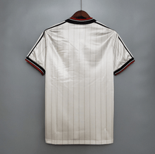 Manchester United 1983 Alternative